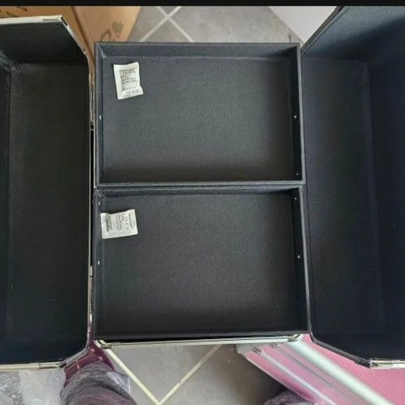 Rolling Makeup Case ExtraLarge Storage Organizer with Key Swivel Wheels Salon - Picture 7 of 12